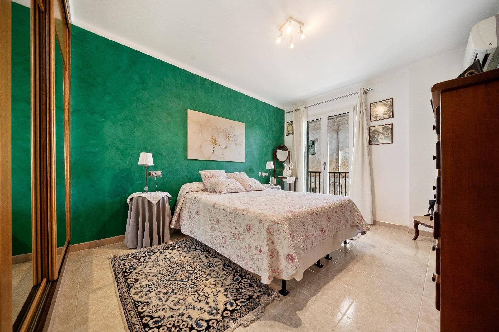 4 bedroom Flat for sale in Felanitx with garage - € 375,000 (Ref: 9833947)