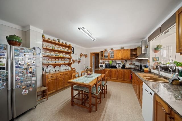 4 sovrum Lägenhet till salu i Felanitx med garage - 375 000 € (Ref: 9833947)