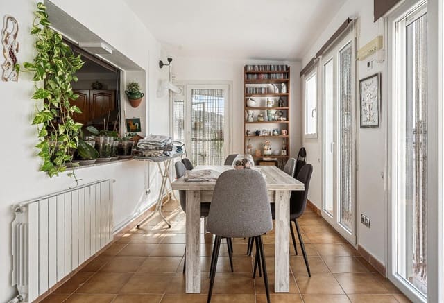 4 sovrum Lägenhet till salu i Felanitx med garage - 375 000 € (Ref: 9833947)