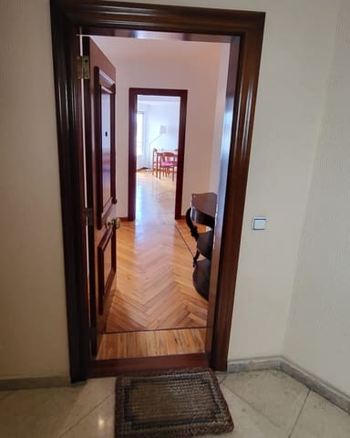 2 bedroom Flat for sale in Santander - € 295,000 (Ref: 10003537)