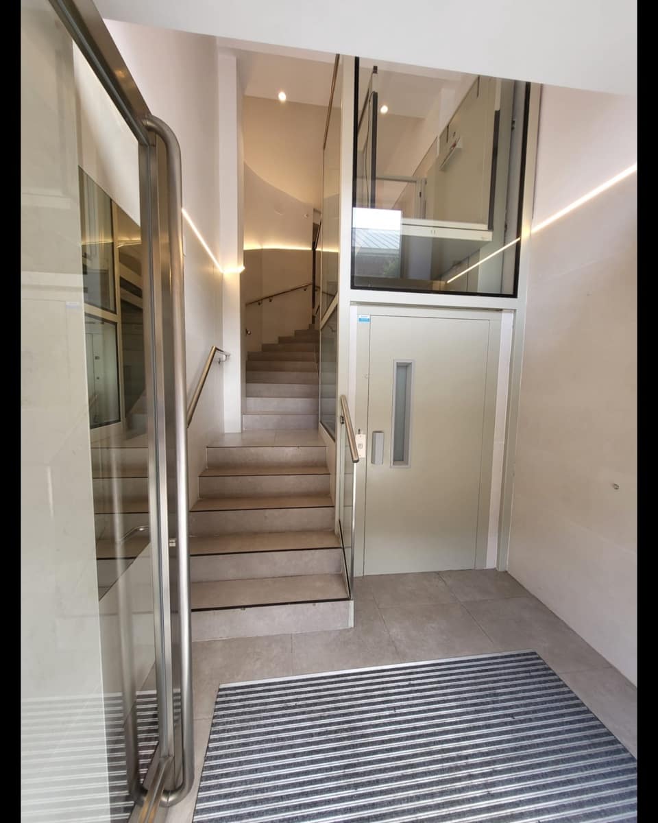 2 bedroom Flat for sale in Santander - € 295,000 (Ref: 10003537)