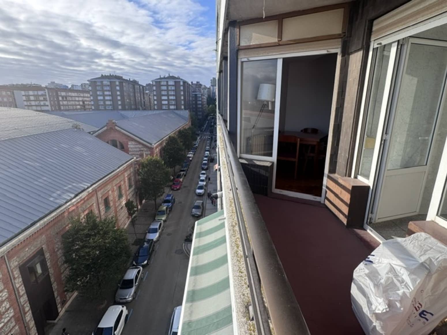 2 bedroom Flat for sale in Santander - € 295,000 (Ref: 10003537)