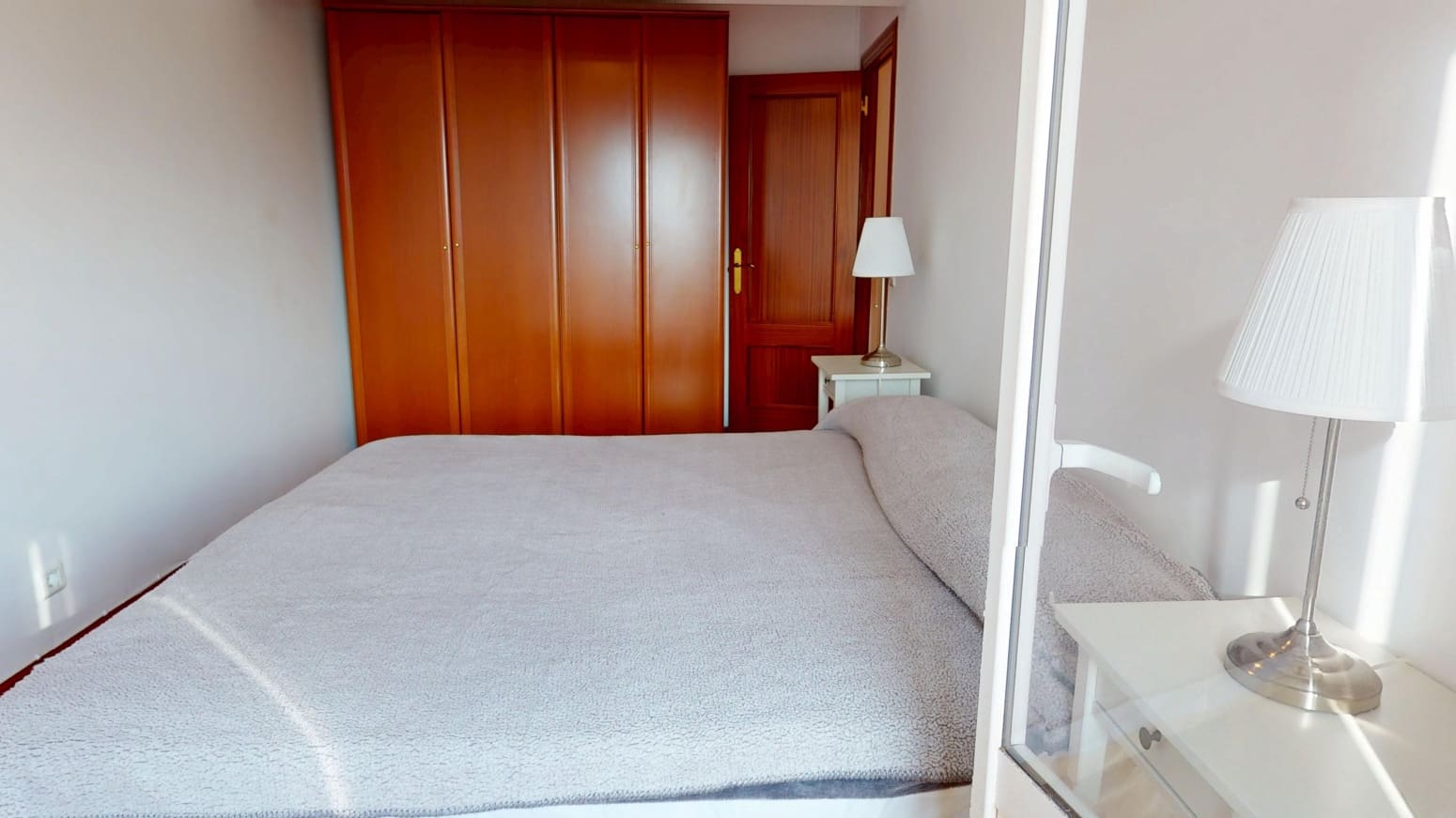 2 bedroom Flat for sale in Santander - € 295,000 (Ref: 10003537)