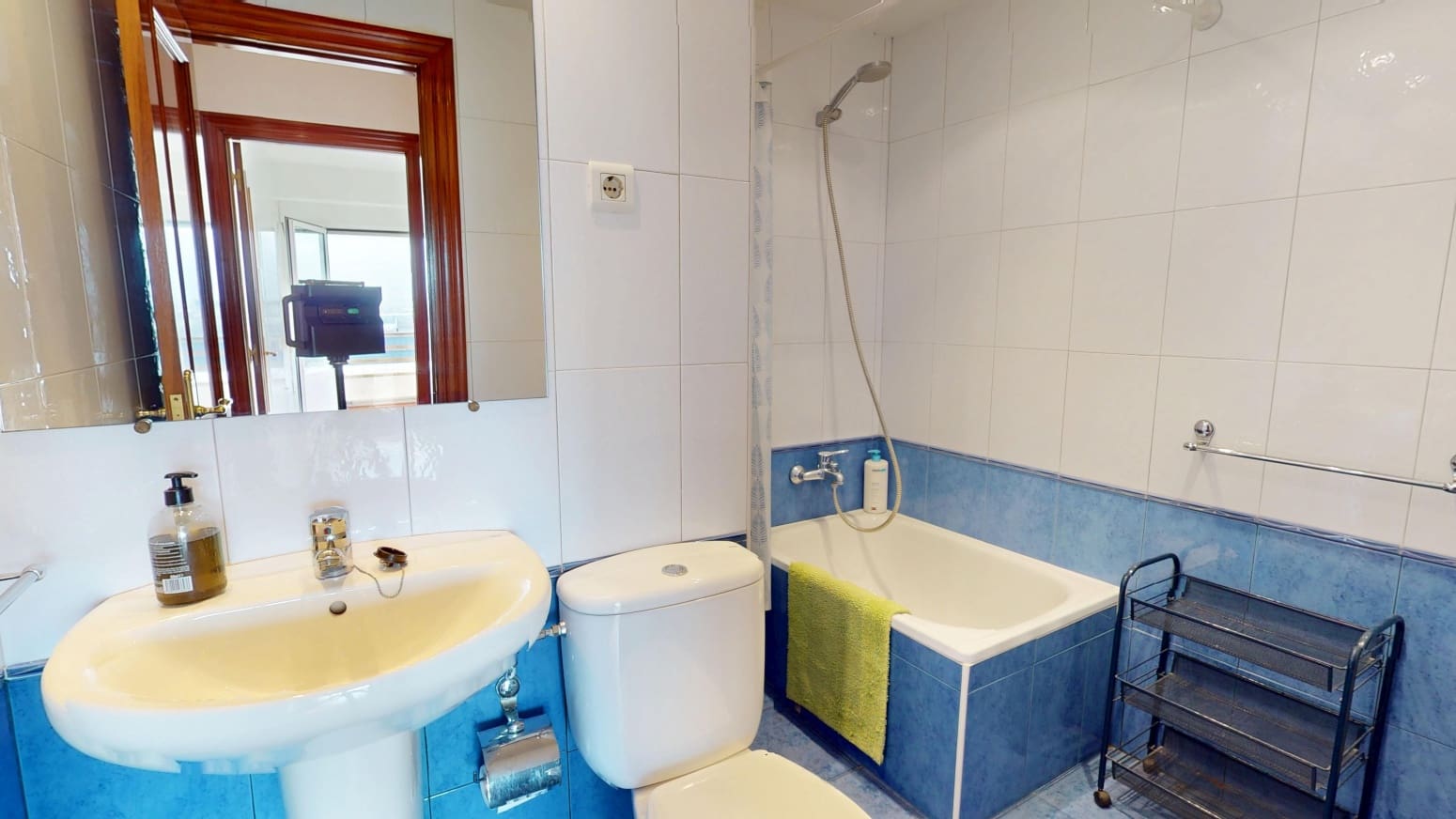2 bedroom Flat for sale in Santander - € 295,000 (Ref: 10003537)