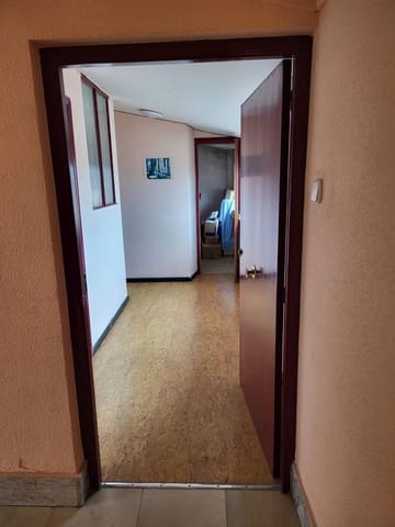 4 slaapkamer Flat te koop in Torrelavega - € 299.000 (Ref: 10003538)