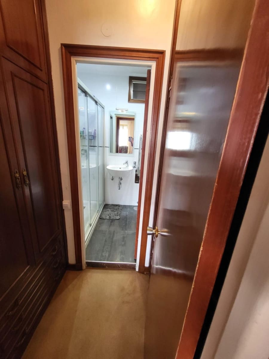 4 slaapkamer Flat te koop in Torrelavega met garage - € 299.000 (Ref: 10003538)