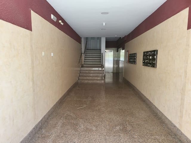 Piso de 4 habitaciones en Santander en venta con garaje - 320.000 € (Ref: 10005193)