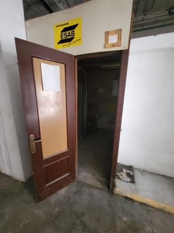 Commerciale in vendita in Torrelavega - 240.000 € (Rif: 10005194)