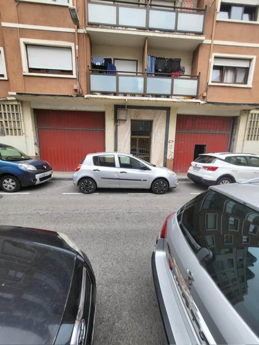 Commerciale in vendita in Torrelavega - 240.000 € (Rif: 10005194)