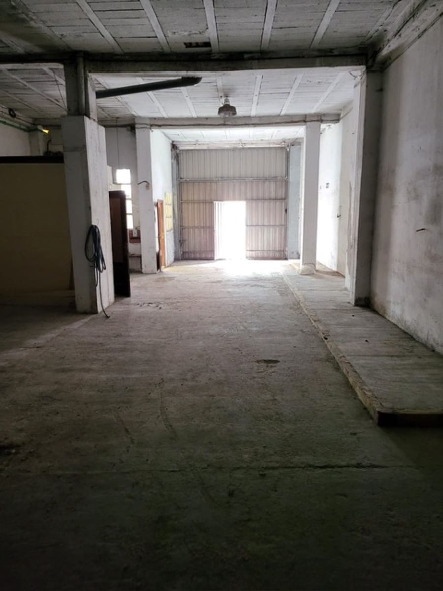 Commerciale in vendita in Torrelavega - 240.000 € (Rif: 10005194)