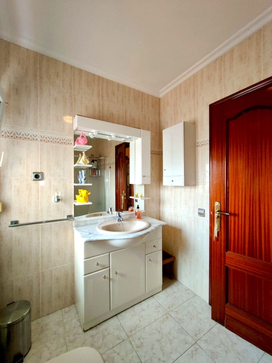 6 chambre Villa/Maison à vendre à Cacicedo avec garage - 588 000 € (Ref: 10006301)