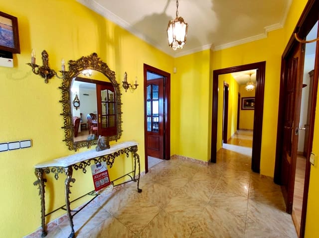 6 Zimmer Villa zu verkaufen in Cacicedo, Camargo mit Garage - 588.000 € (Ref: 10006301)