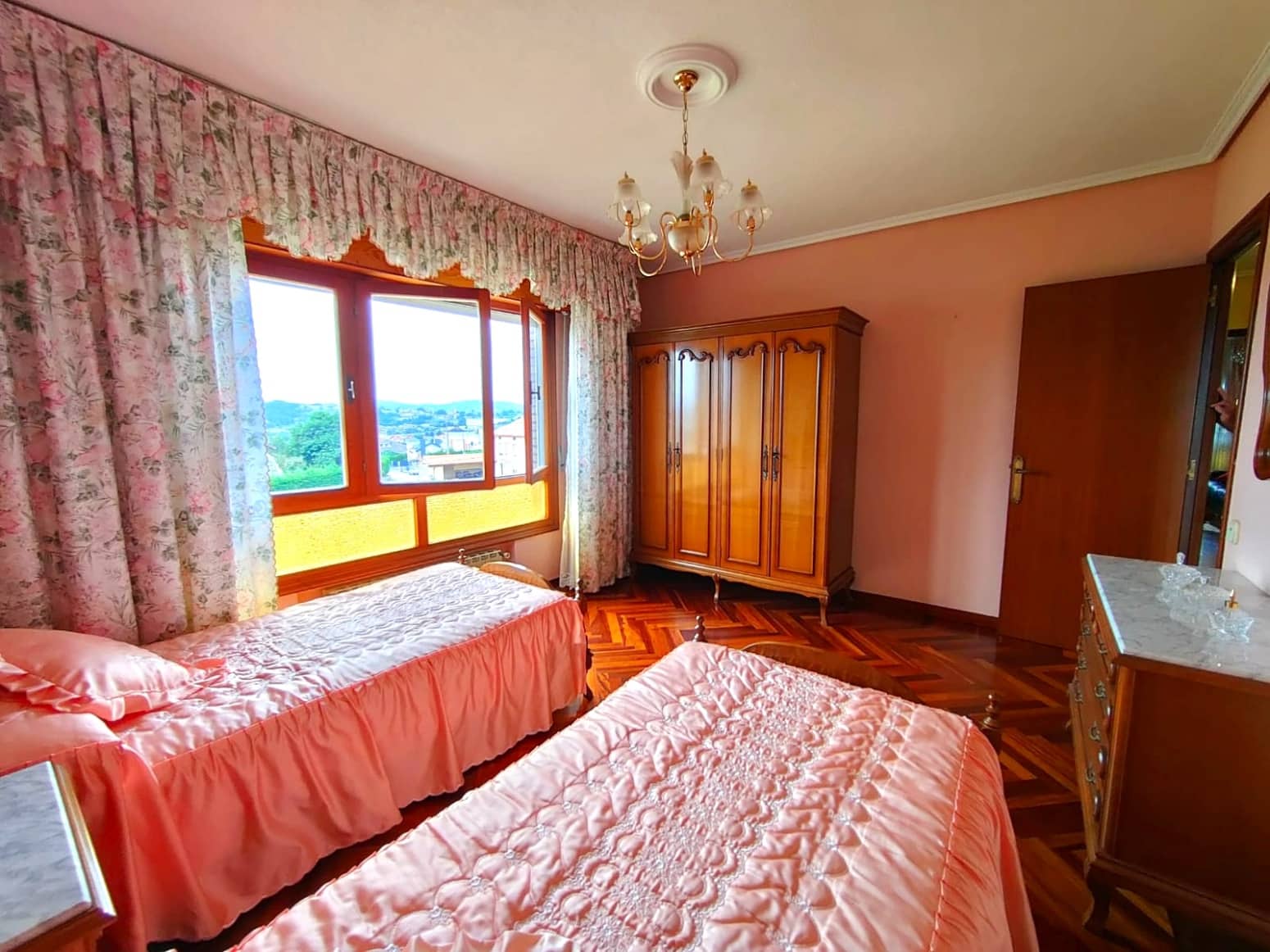 6 chambre Villa/Maison à vendre à Cacicedo avec garage - 588 000 € (Ref: 10006301)