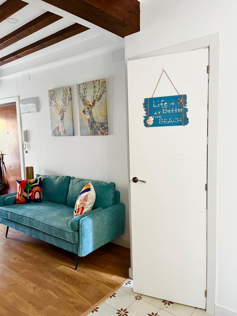 1 slaapkamer Flat te huur in Santander - € 950 (Ref: 10018308)