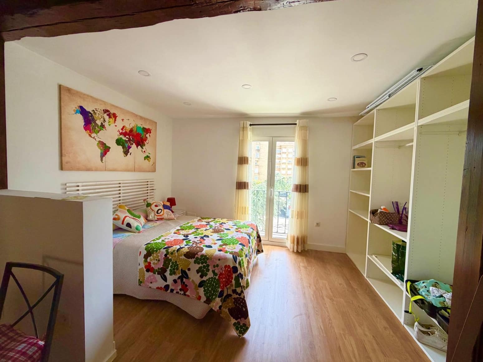 1 slaapkamer Flat te huur in Santander - € 950 (Ref: 10018308)