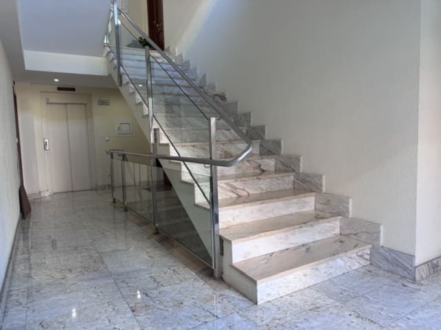 2 camera da letto Appartamento in vendita in Soto de la Marina, Santa Cruz de Bezana con garage - 315.000 € (Rif: 10022090)