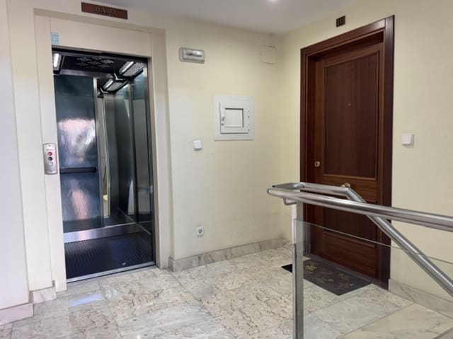 2 camera da letto Appartamento in vendita in Soto de la Marina, Santa Cruz de Bezana con garage - 315.000 € (Rif: 10022090)