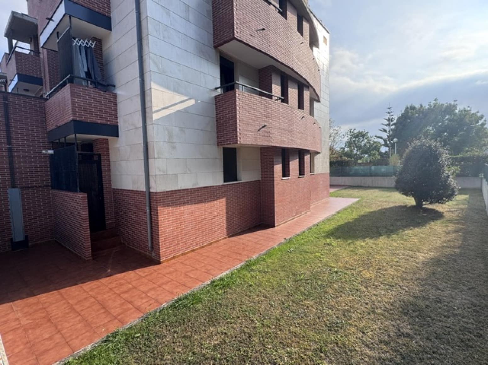 2 quarto Apartamento para venda em Soto de la Marina com garagem - 315 000 € (Ref: 10022090)