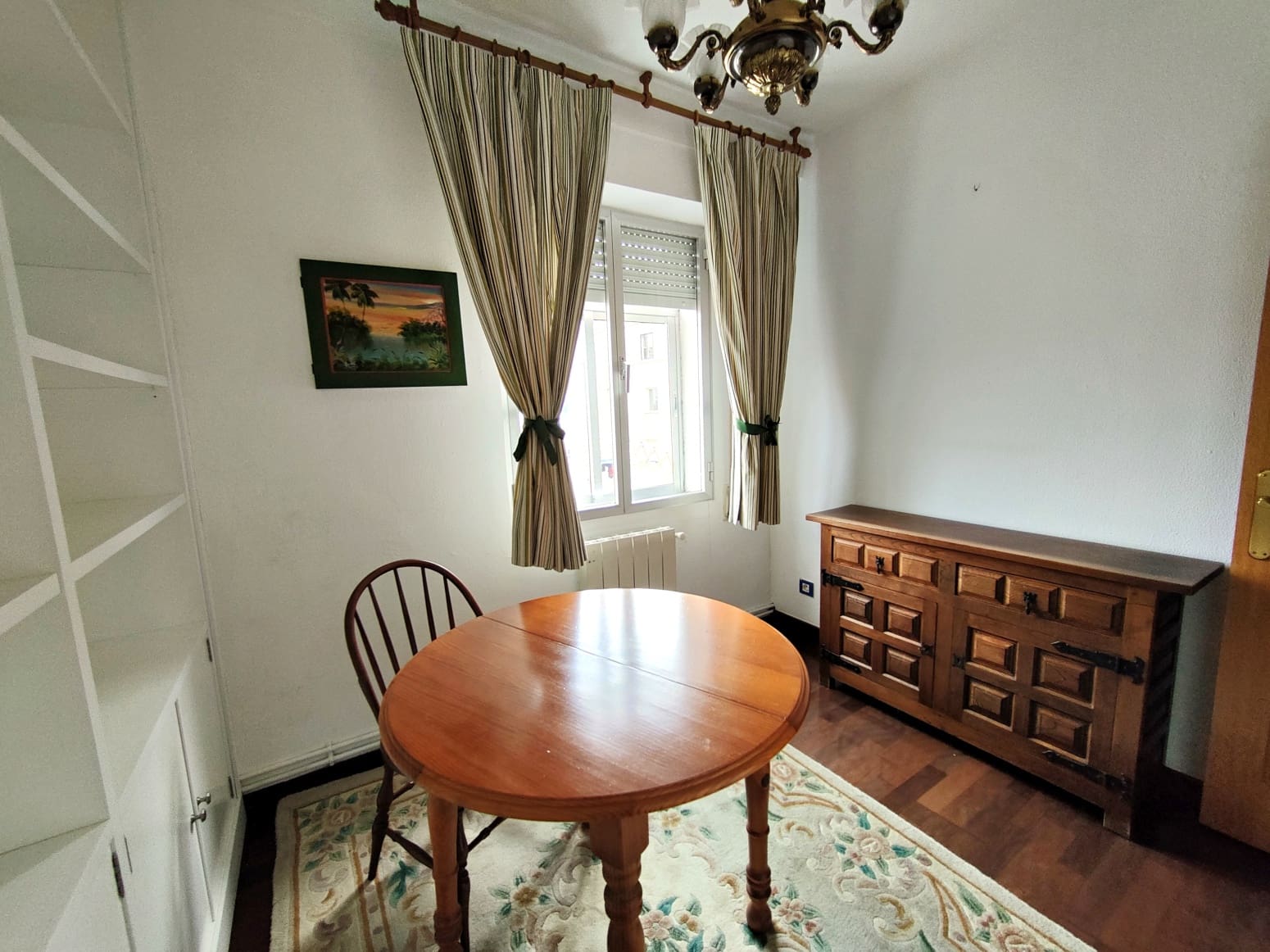 4 quarto Apartamento para arrendar em Santander - 1 000 € (Ref: 10040706)