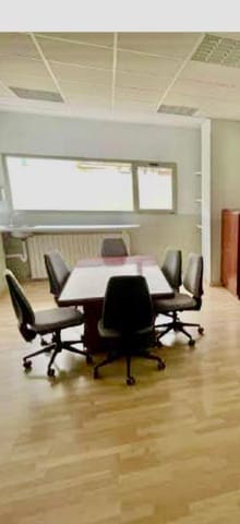 Commerciale in vendita in Santander - 245.000 € (Rif: 10042645)