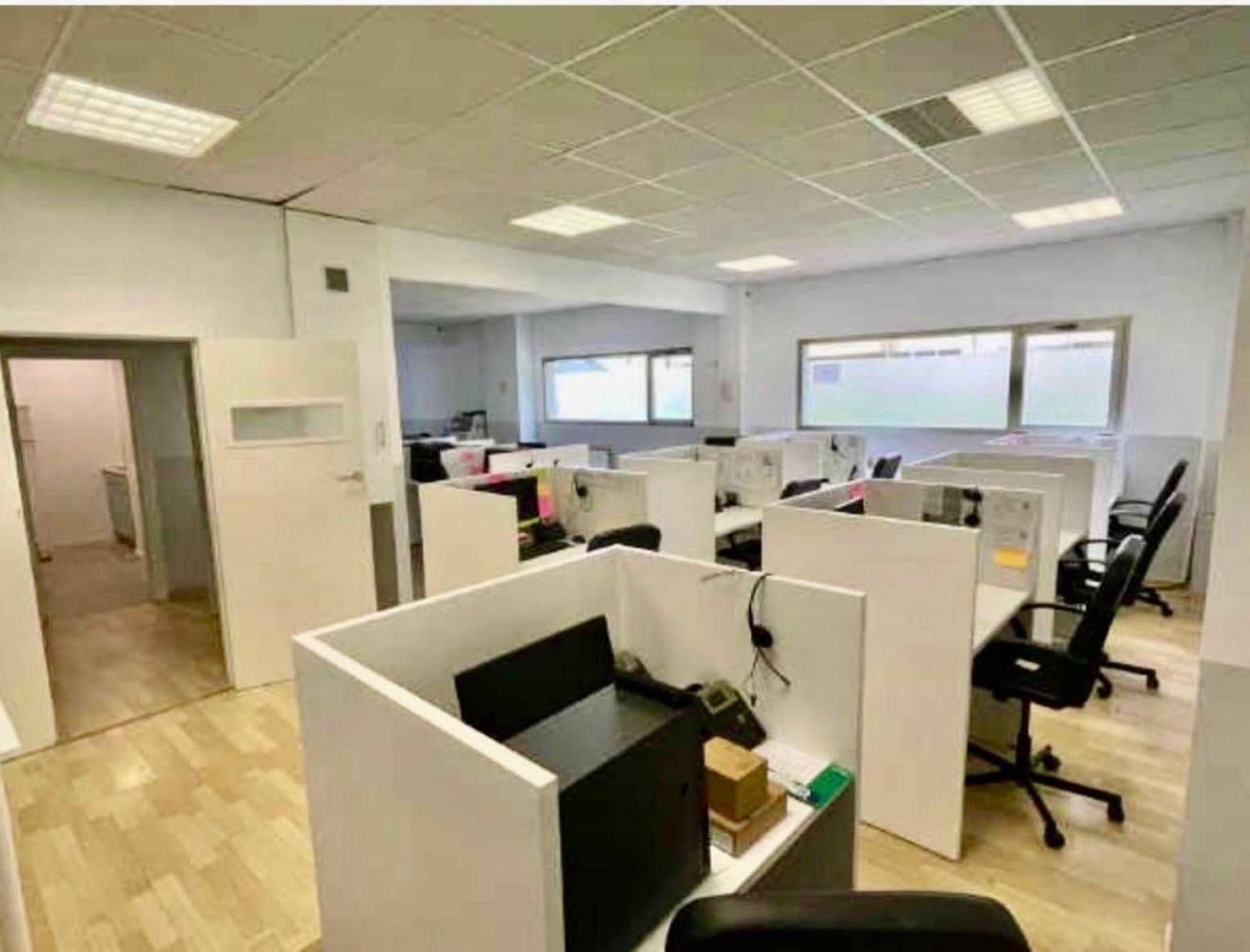 Commerciale in vendita in Santander - 245.000 € (Rif: 10042645)