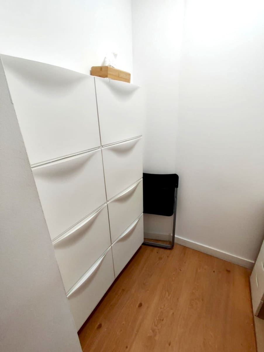 Piso de 3 habitaciones en Mompia en alquiler con garaje - 950 € (Ref: 10044611)