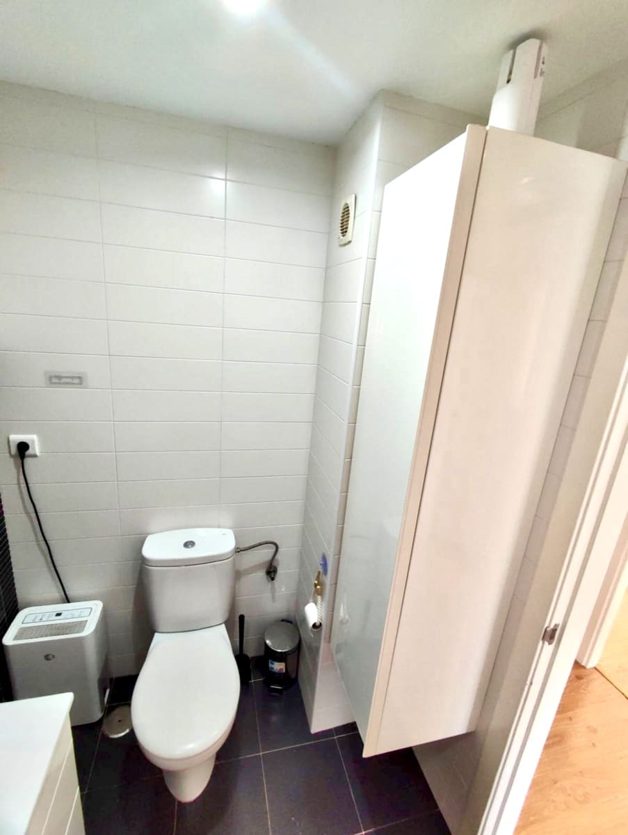 Piso de 3 habitaciones en Mompia en alquiler con garaje - 950 € (Ref: 10044611)