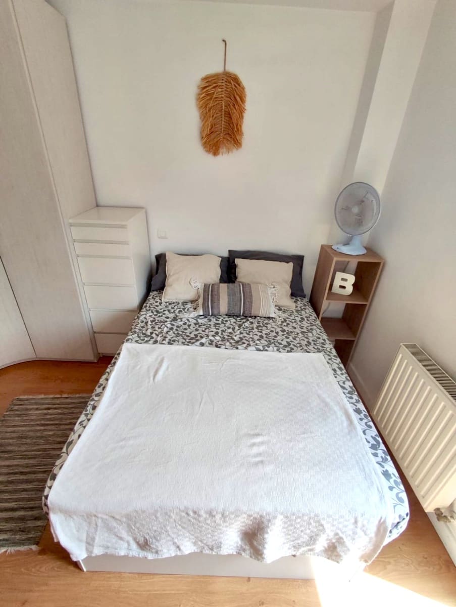 Piso de 3 habitaciones en Mompia en alquiler con garaje - 950 € (Ref: 10044611)