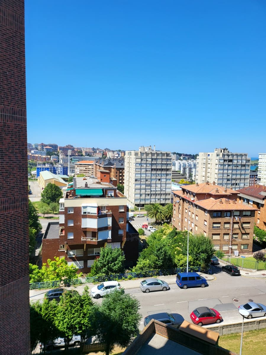 3 makuuhuone Asunto vuokrattavana paikassa Santander mukana 
autotalli - 1 250 € (Ref: 10044612)
