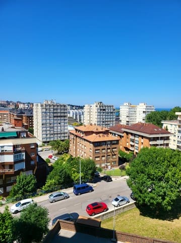 3 sovrum Lägenhet att hyra i Santander med garage - 1 250 € (Ref: 10044612)