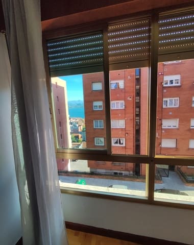 2 quarto Apartamento para arrendar em Santander - 800 € (Ref: 10094277)