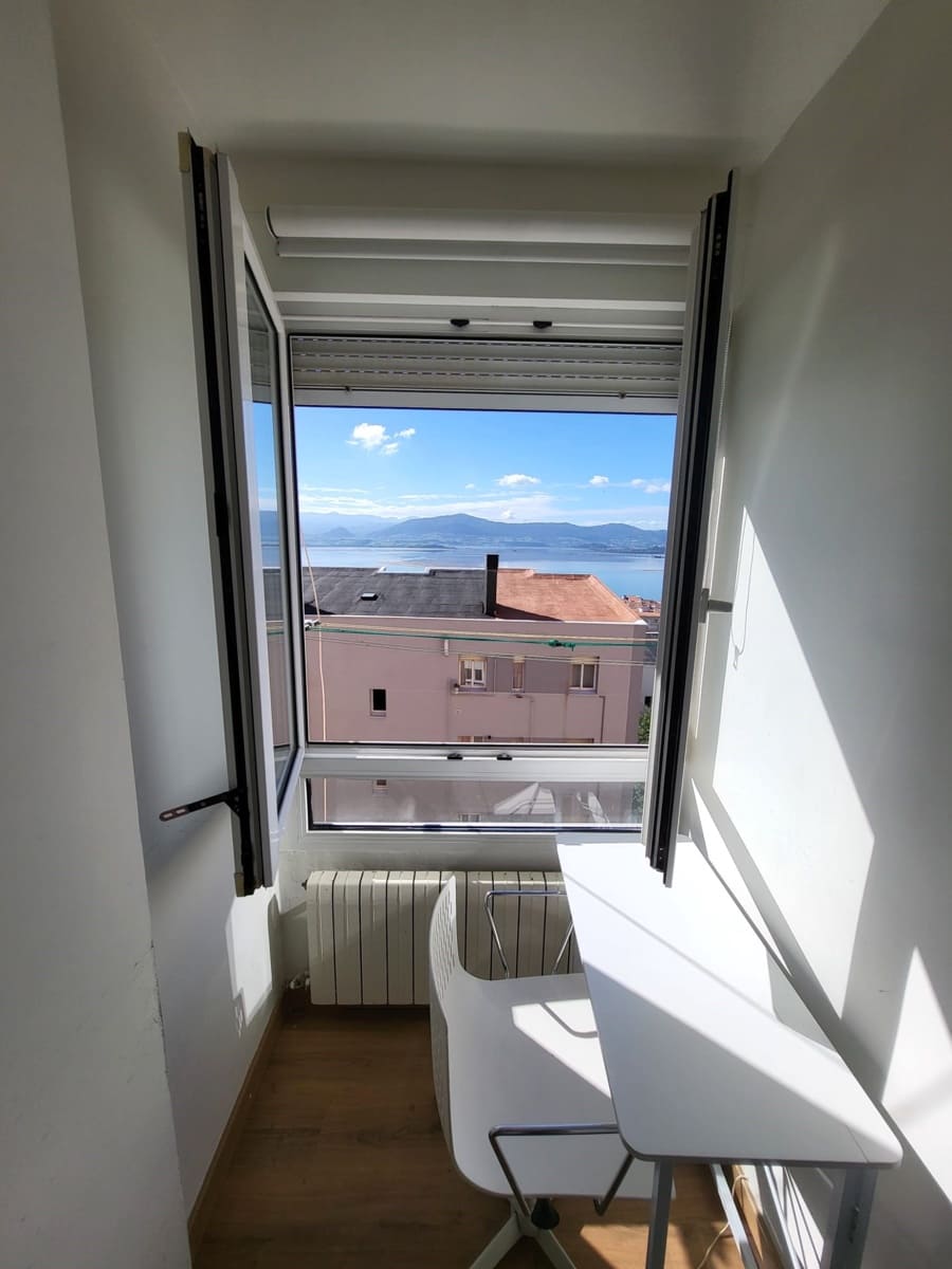 3 quarto Apartamento para arrendar em Santander - 800 € (Ref: 10094278)