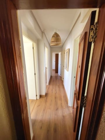 3 Zimmer Wohnung zu vermieten in Santander - 800 € (Ref: 10094278)