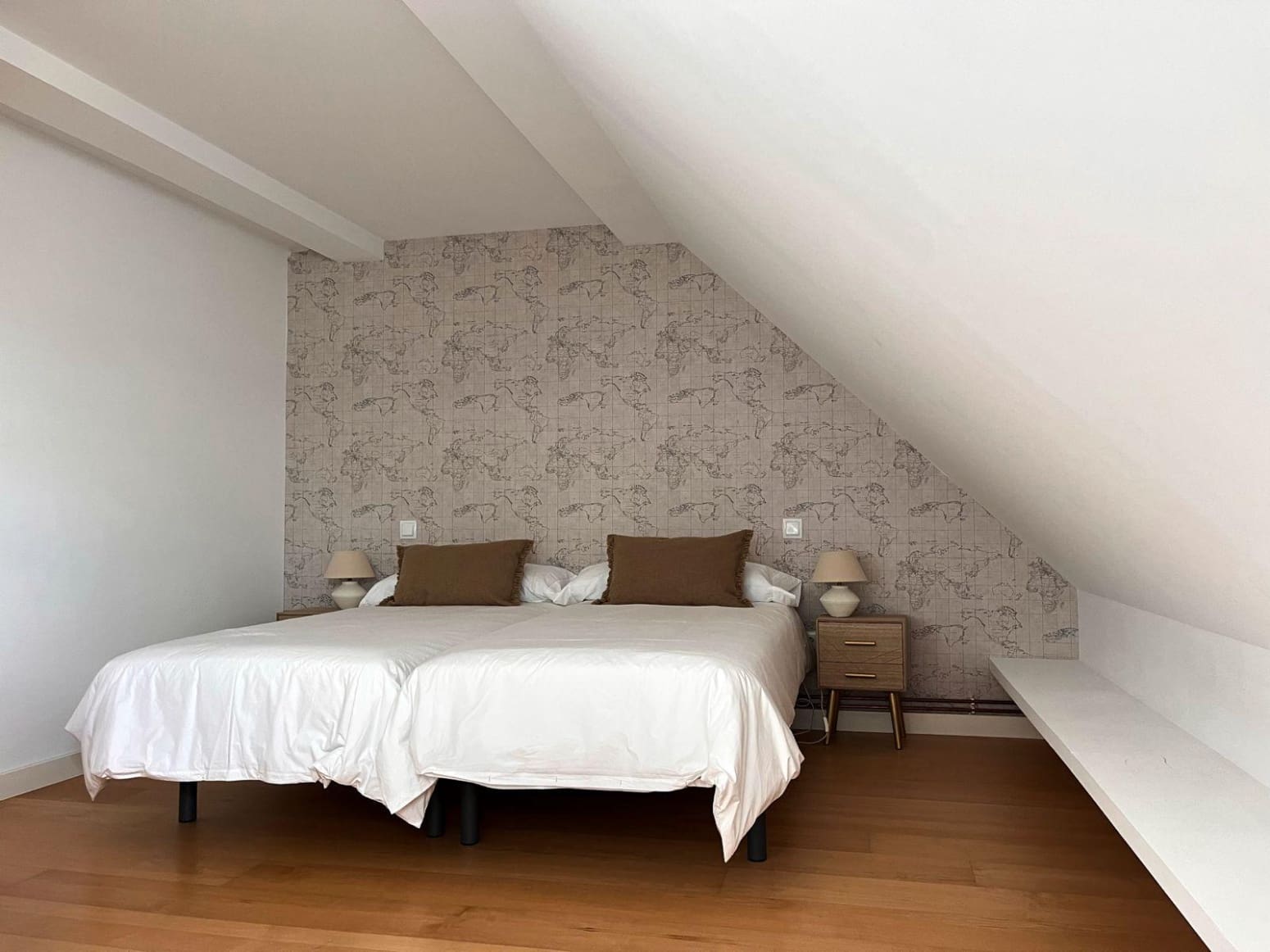 4 soveværelse Lejlighed til leje i Santander - € 2.400 (Ref: 10097657)