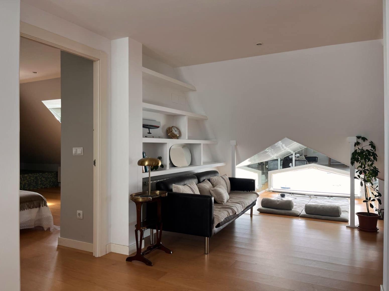 4 soveværelse Lejlighed til leje i Santander - € 2.400 (Ref: 10097657)