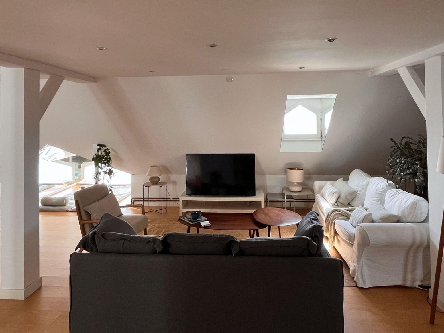 4 soveværelse Lejlighed til leje i Santander - € 2.400 (Ref: 10097657)