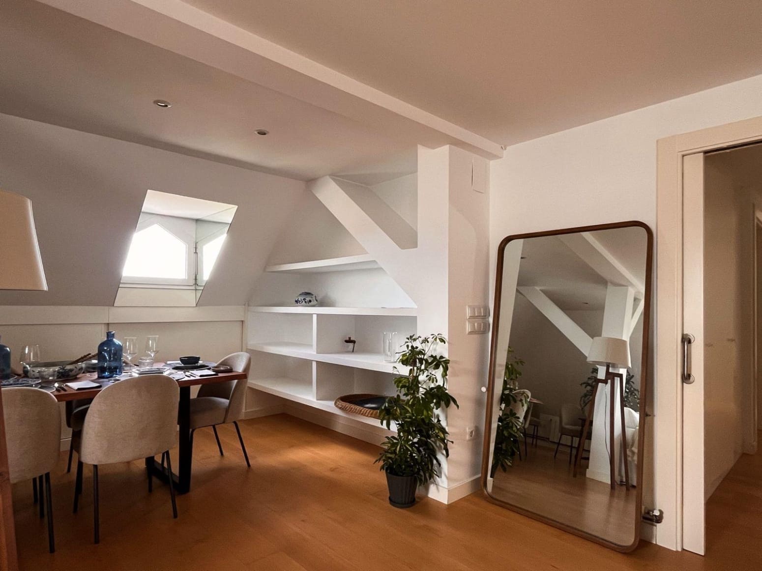 4 soveværelse Lejlighed til leje i Santander - € 2.400 (Ref: 10097657)