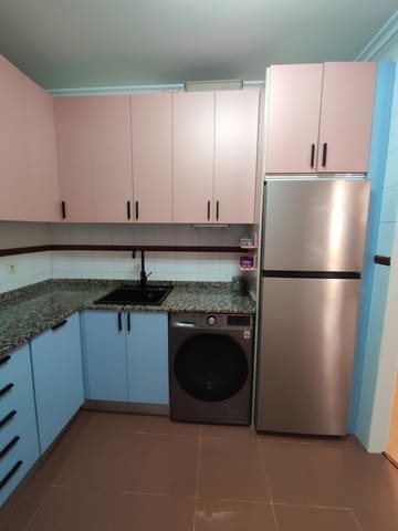 2 sypialnia Mieszkanie do wynajęcia w Santander - 900 € (Ref: 10099764)