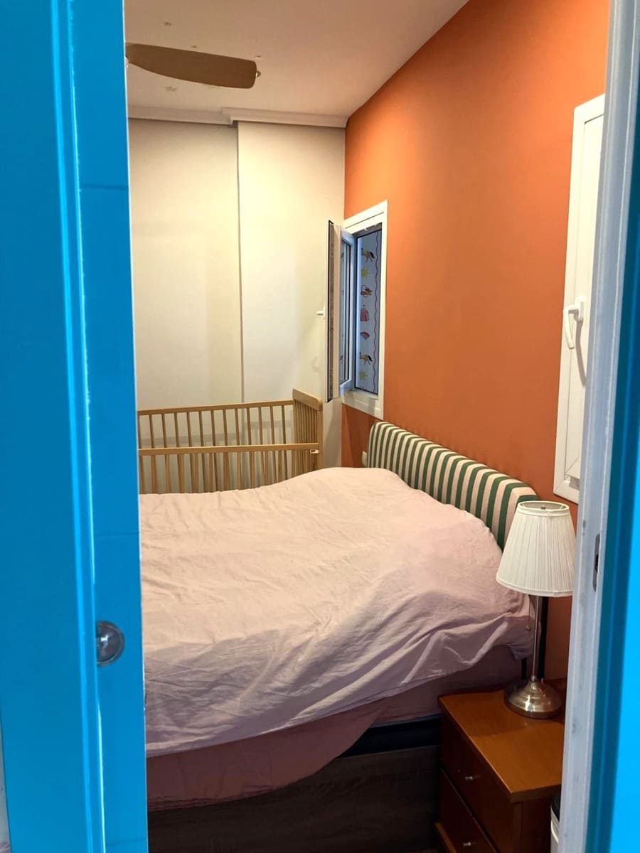 2 sypialnia Mieszkanie do wynajęcia w Santander - 900 € (Ref: 10099764)