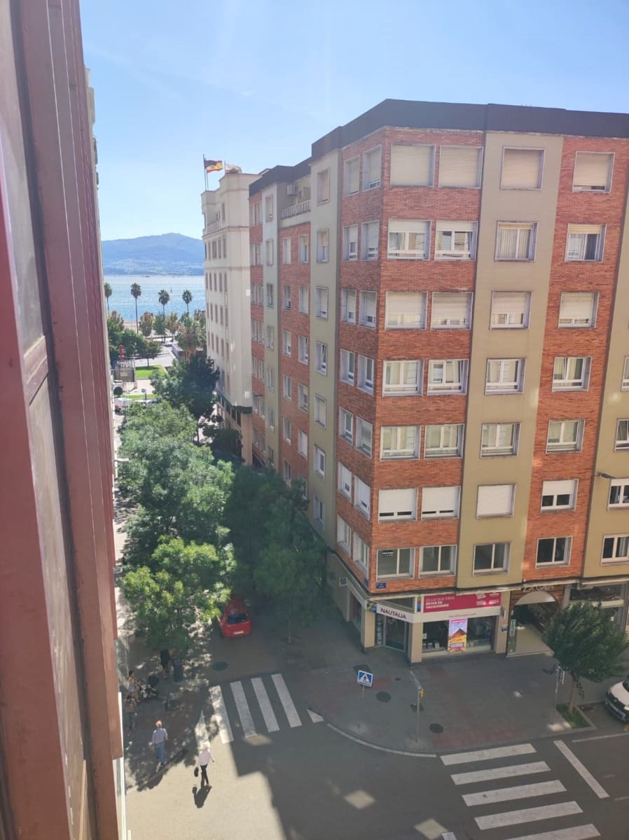 2 sypialnia Mieszkanie do wynajęcia w Santander - 900 € (Ref: 10099764)
