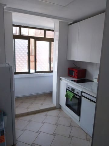 3 quarto Apartamento para arrendar em Santander - 930 € (Ref: 10109025)