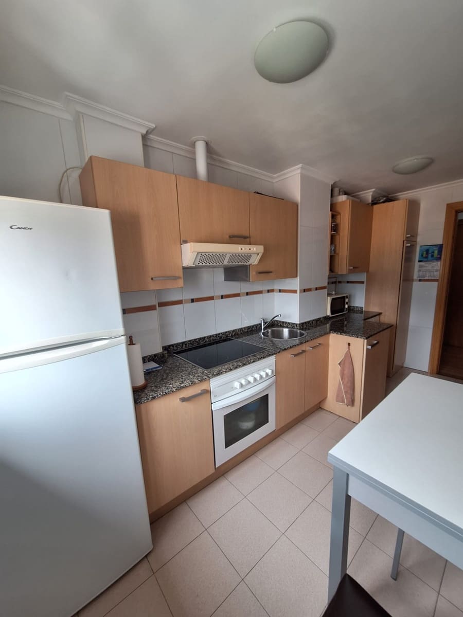 2 bedroom Flat for rent in Corvera de Toranzo with garage - € 600 (Ref: 10131315)