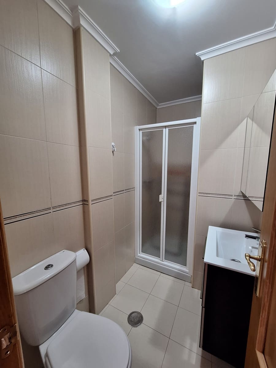 2 bedroom Flat for rent in Corvera de Toranzo with garage - € 600 (Ref: 10131315)