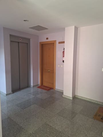 2 bedroom Flat for rent in Corvera de Toranzo with garage - € 600 (Ref: 10131315)
