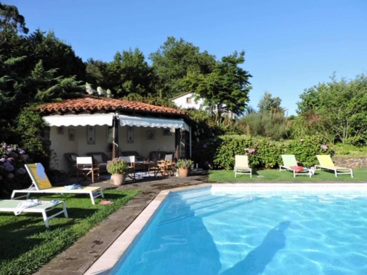 12 Zimmer Villa zu verkaufen in Navajeda mit Pool - 1.280.000 € (Ref: 10133158)