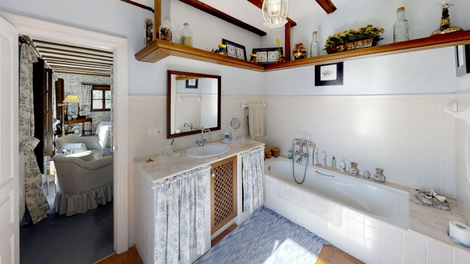 12 Zimmer Villa zu verkaufen in Navajeda mit Pool - 1.280.000 € (Ref: 10133158)