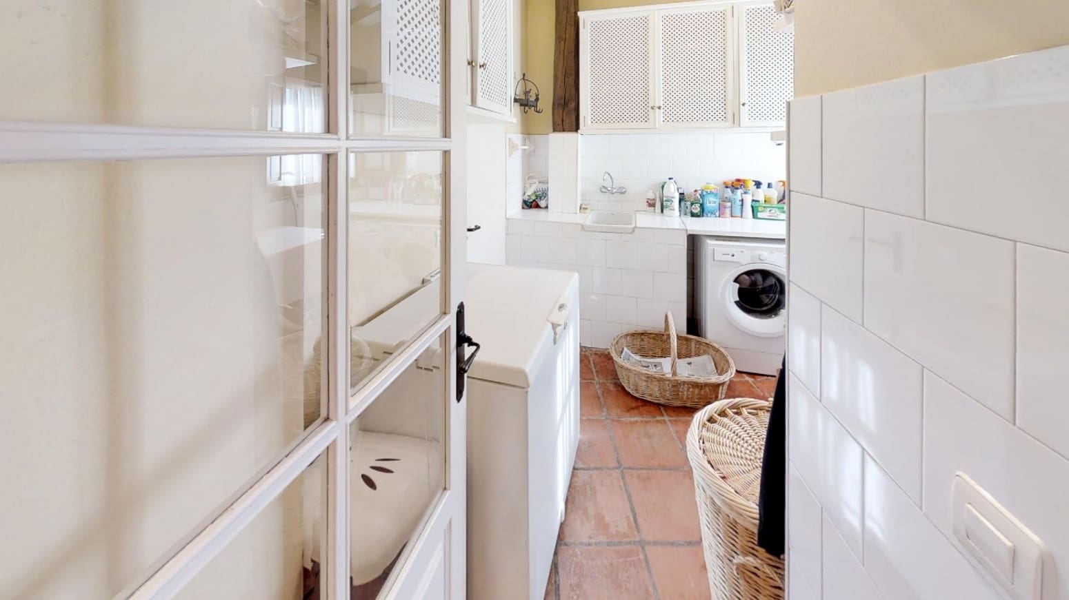 12 Zimmer Villa zu verkaufen in Navajeda mit Pool - 1.280.000 € (Ref: 10133158)