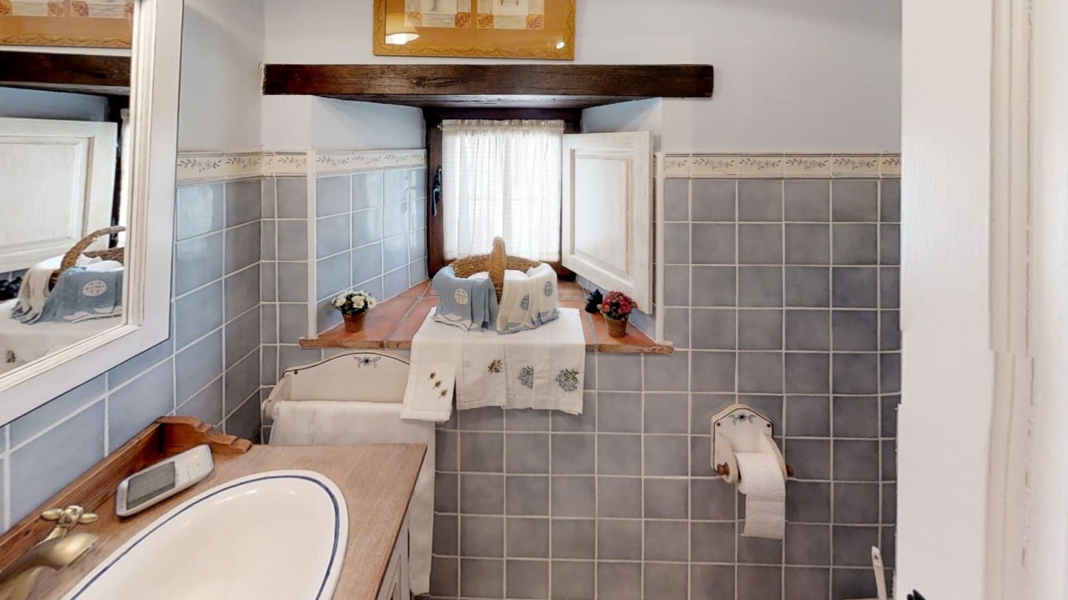 12 Zimmer Villa zu verkaufen in Navajeda mit Pool - 1.280.000 € (Ref: 10133158)