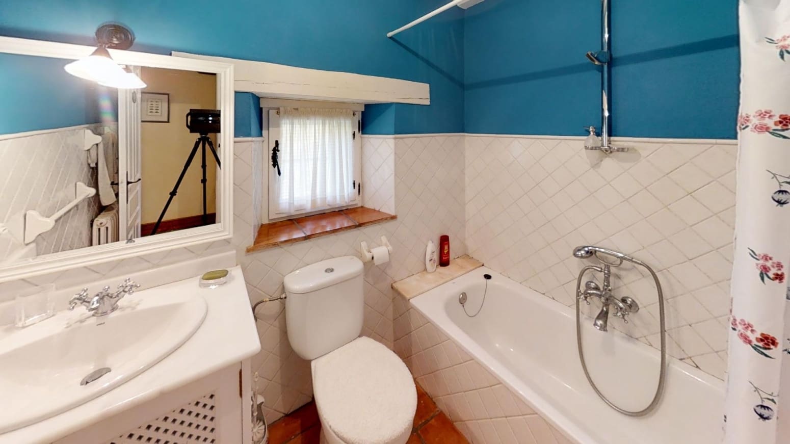 12 Zimmer Villa zu verkaufen in Navajeda mit Pool - 1.280.000 € (Ref: 10133158)