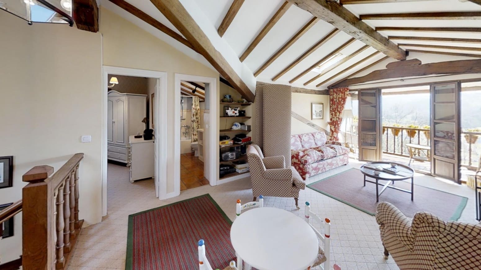 12 Zimmer Villa zu verkaufen in Navajeda mit Pool - 1.280.000 € (Ref: 10133158)